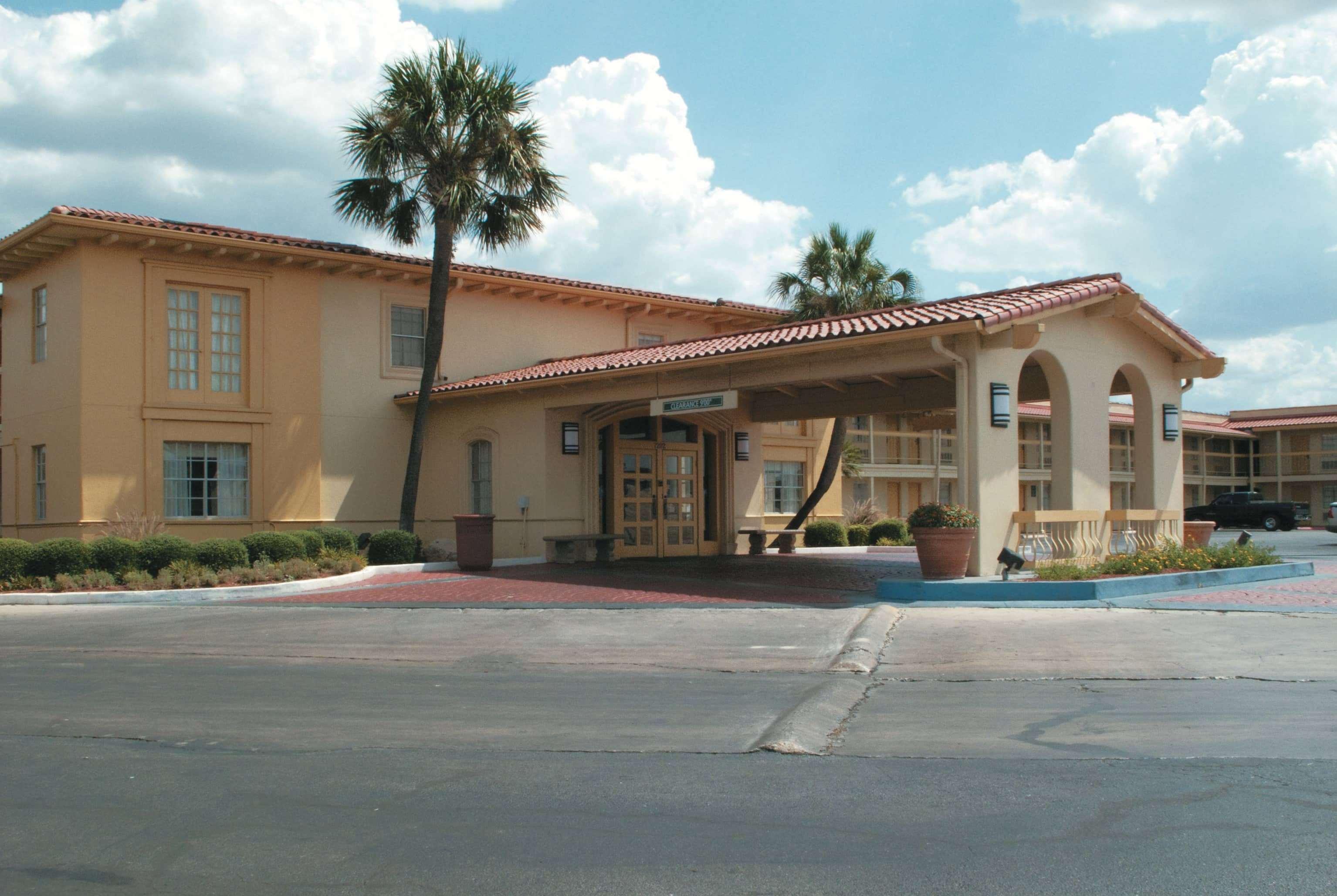Baymont By Wyndham South Park 2* San Antonio
