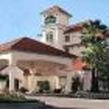 Baymont By Wyndham South Park Hotel
