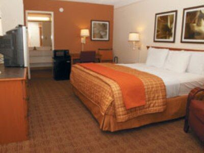 Hotel Baymont By Wyndham South Park 2*